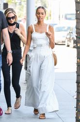 36100404_LeonaLewisoutandaboutmzZSmVwTAd