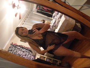 Exposed-Huge-Titted-Amateur-%5Bx133%5D-s6w3m29hto.jpg