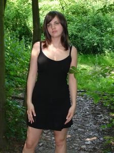 Amateur teen flashing her pussy under a black skirt-w6xfdiqr1p.jpg
