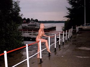 KRISTINA nude in public-26xf1s1602.jpg
