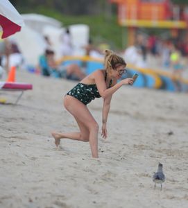 Chanel West Coast â€“ Swimsuit Candids in Miami (Nipslip)-p6xf3r2ao0.jpg