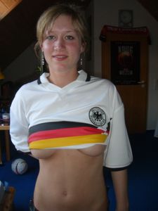 German-Wendy-x64-f6x0hi0hxn.jpg