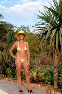 Wicked Weasel 2004 Contributors - PART 2-g7b85o0ors.jpg